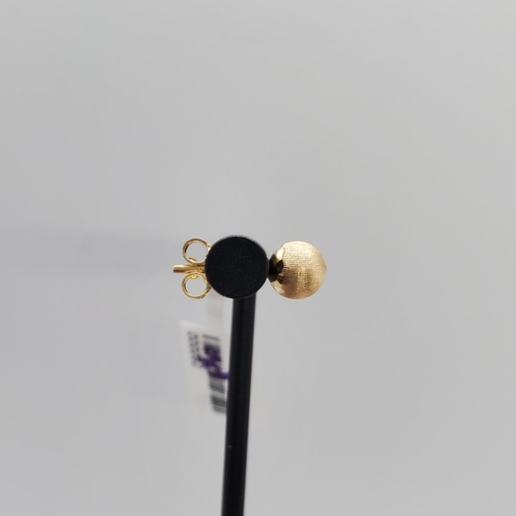 18k Solid Gold Stud Earrings - Picture 5 of 9